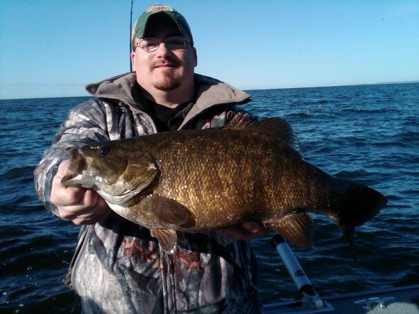 Little Sturgeon bay pre spawn smallmouth