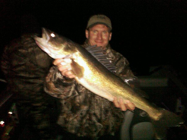 32 inch walleye