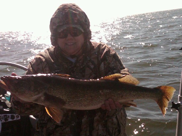 Sturgeon bay walleye May Day Fish