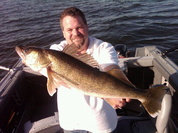 Sturgeon bay walleye May