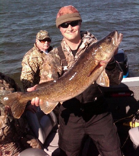 31.25 inch walleye May